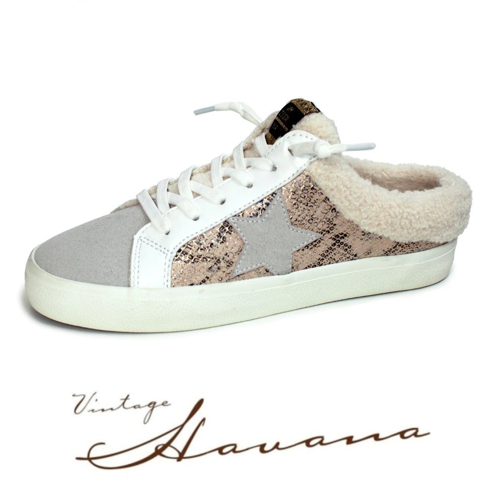 🔴 FLASH SALE Vintage Havana Slide in Furry Star Sneakers